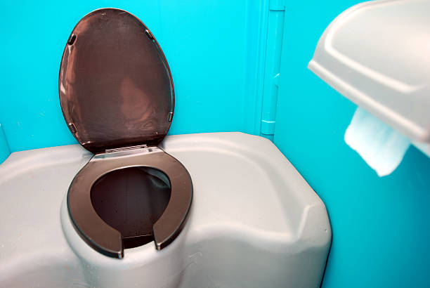 Best Portable toilet rental cost  in Elkader, IA
